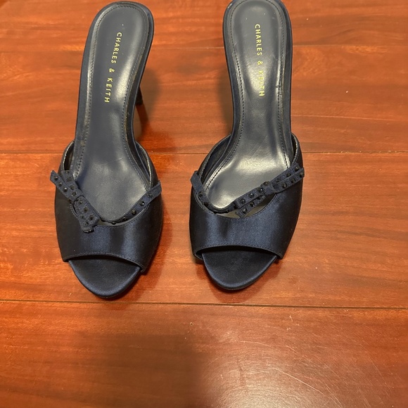 Charles and Keith Heels - Picture 1 of 3